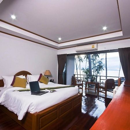 Lipa Bay Resort Lipa Noi Quarto foto