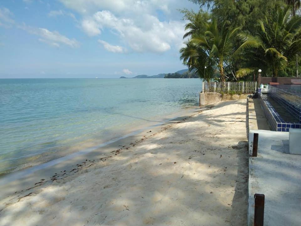 Lipa Bay Resort Lipa Noi Exterior foto